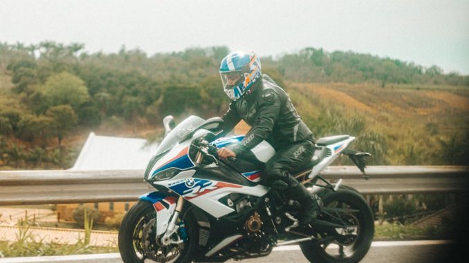 女裝腰包：時尚與實用兼備的最佳拍檔