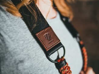 手機袋斜背的實用性與選購指南